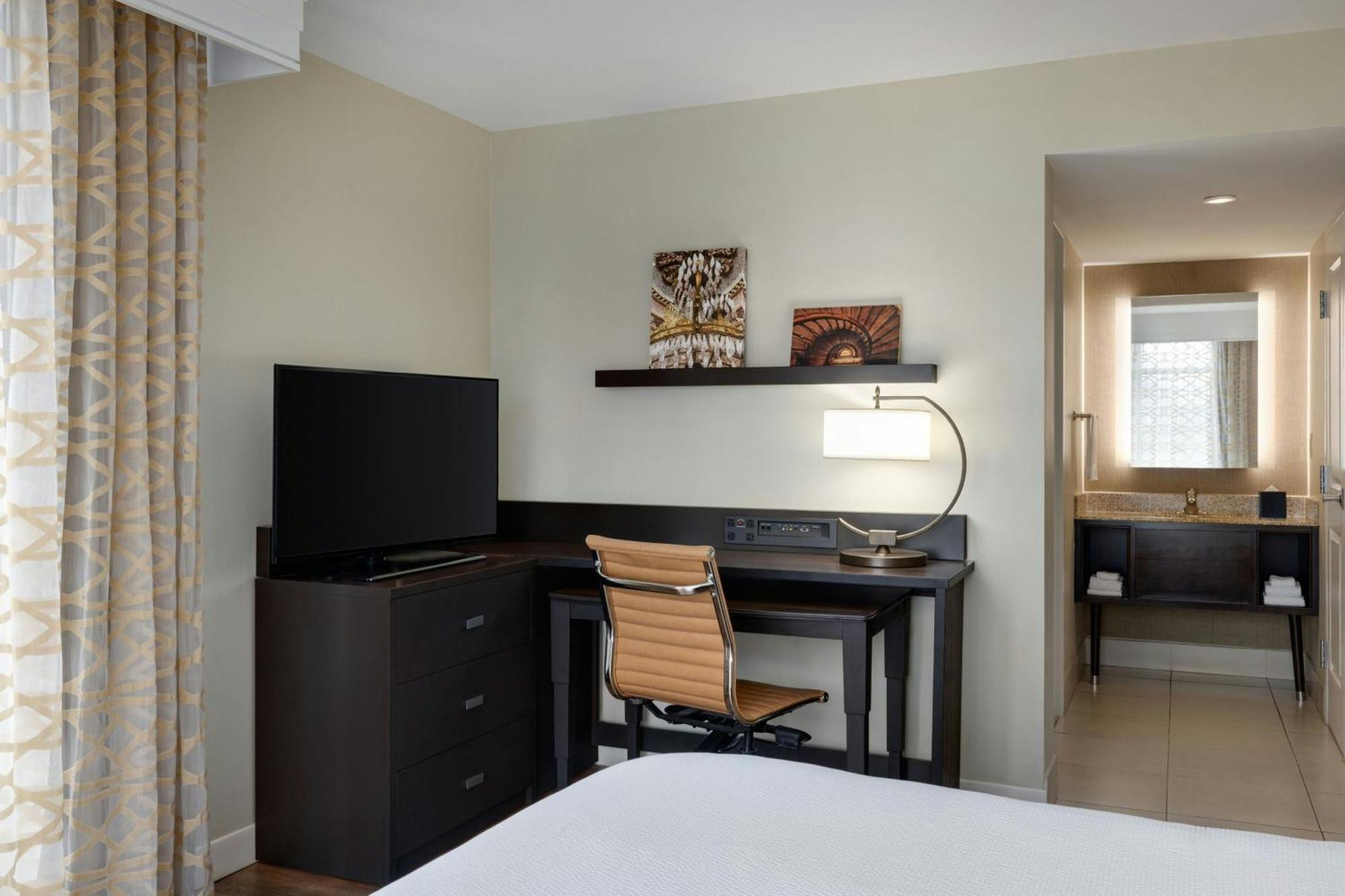 Courtyard By Marriott Charleston Historic District Exterior foto
