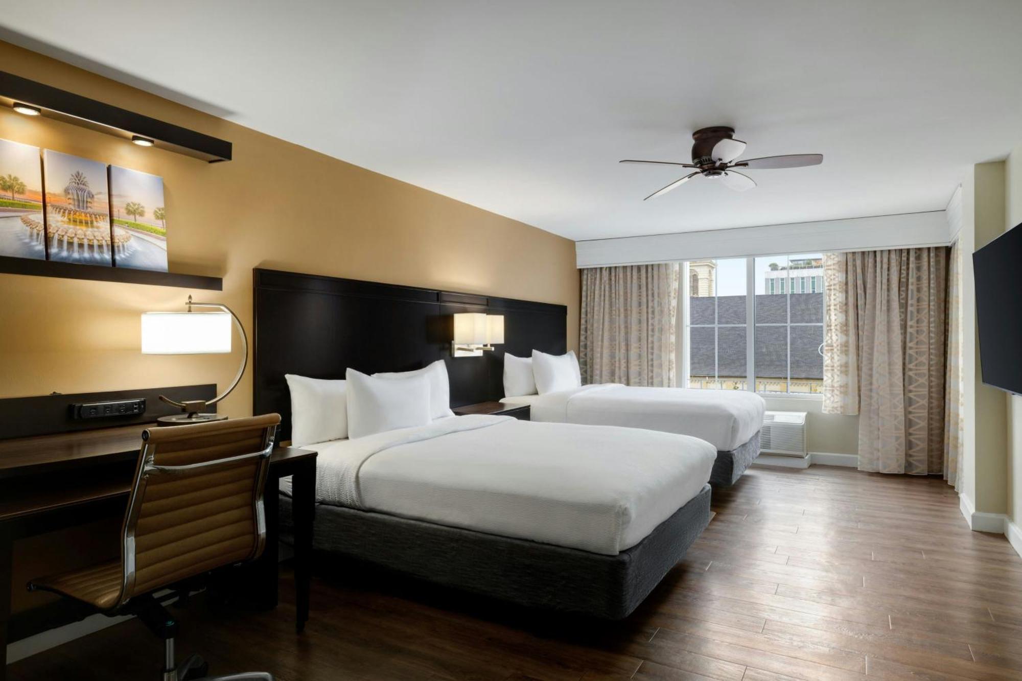 Courtyard By Marriott Charleston Historic District Exterior foto