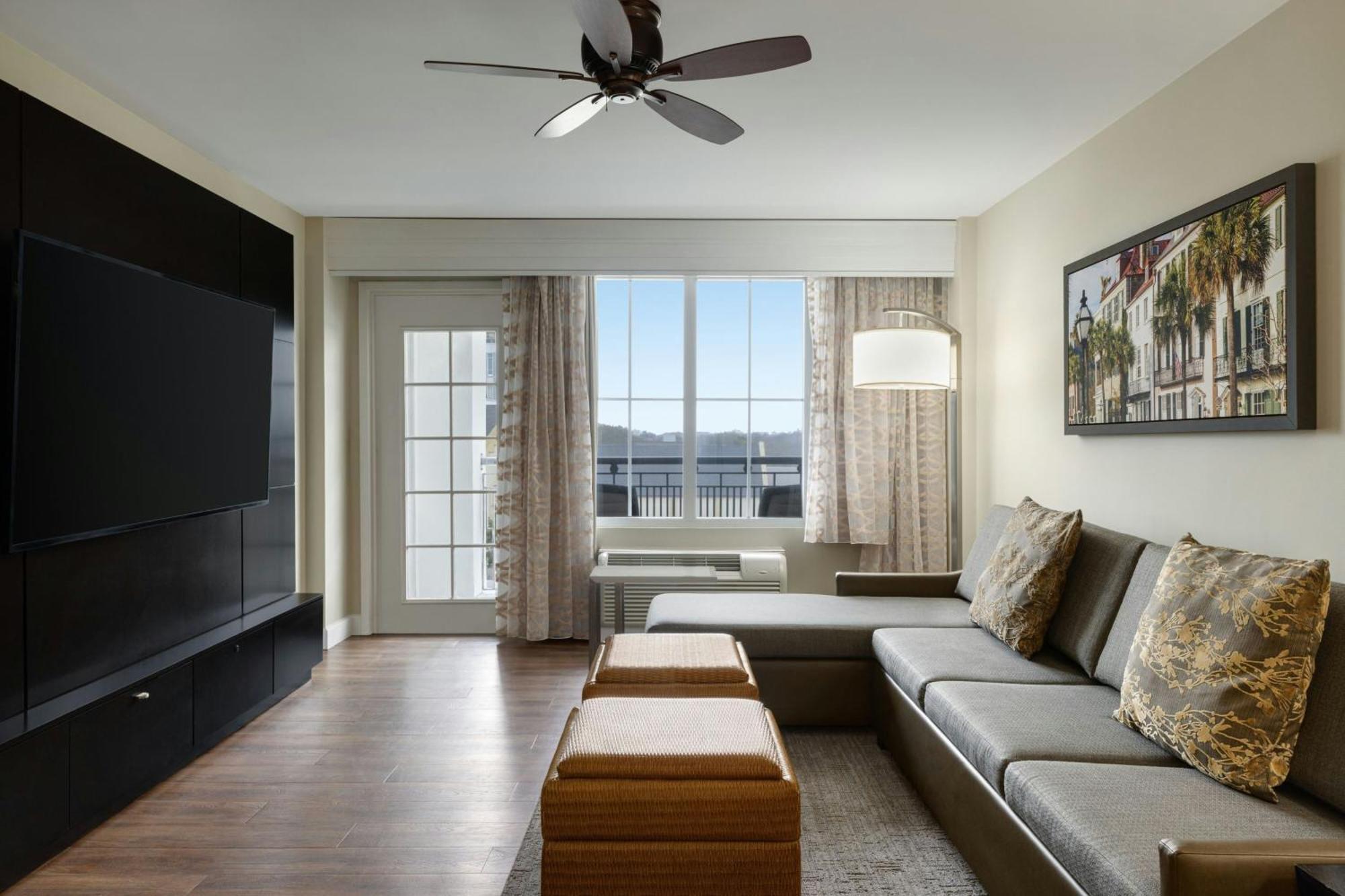 Courtyard By Marriott Charleston Historic District Exterior foto