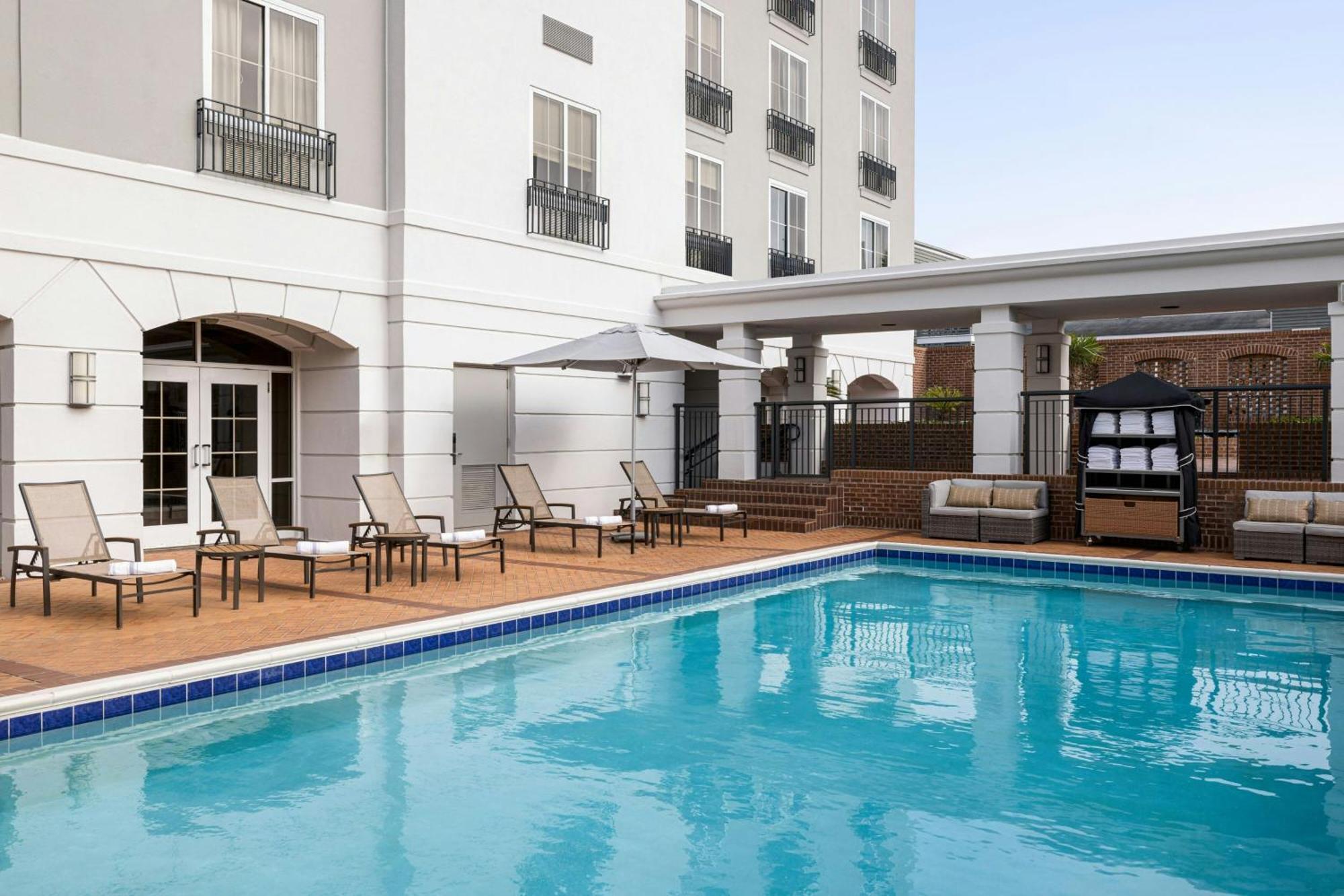 Courtyard By Marriott Charleston Historic District Exterior foto