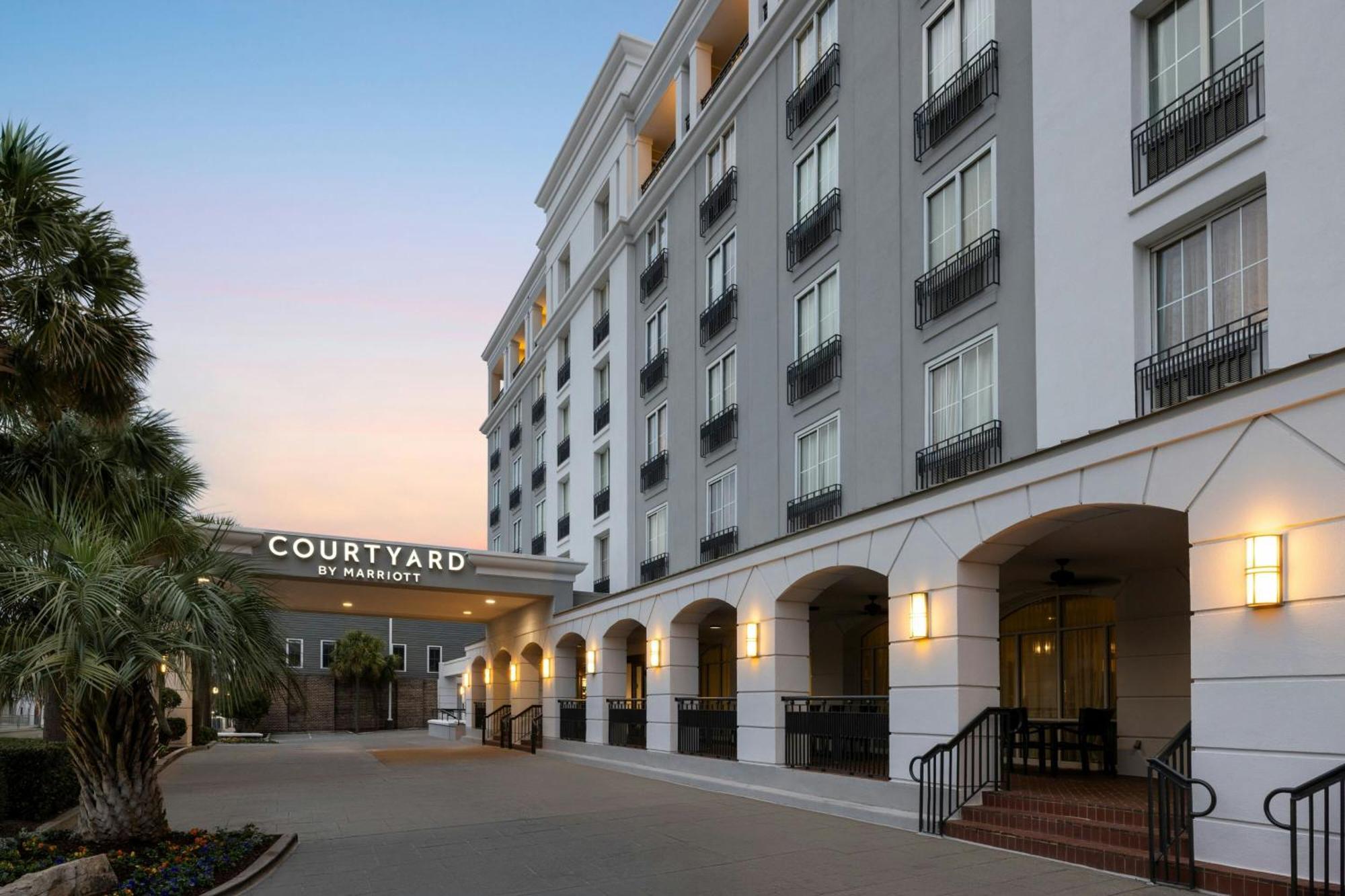 Courtyard By Marriott Charleston Historic District Exterior foto