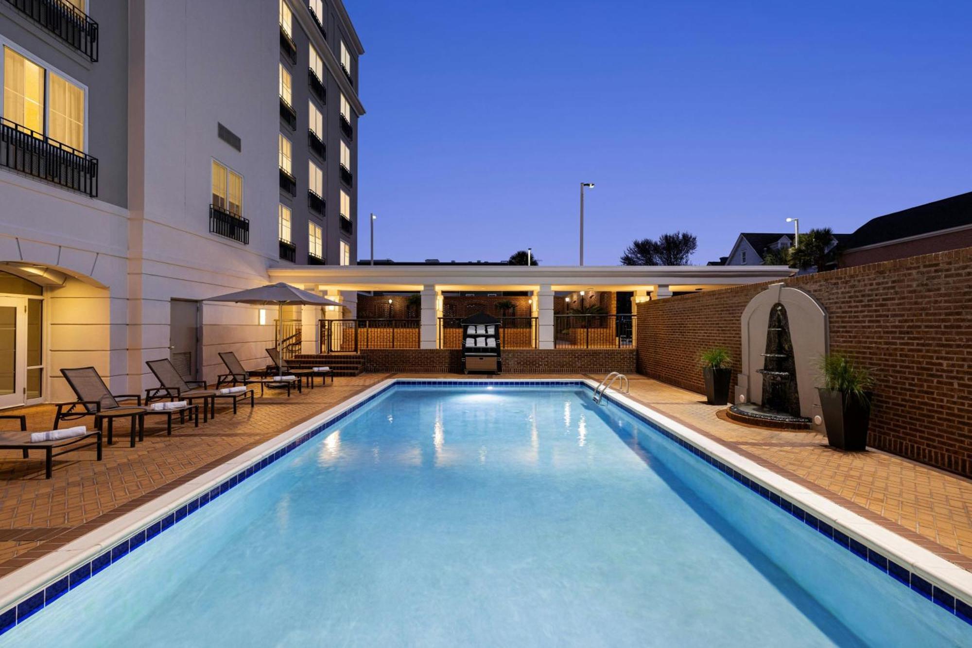 Courtyard By Marriott Charleston Historic District Exterior foto