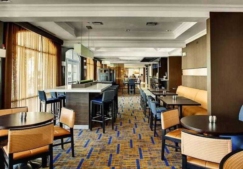 Courtyard By Marriott Charleston Historic District Exterior foto